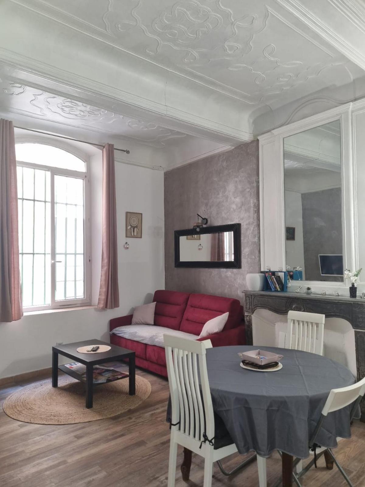 Le Red Sofa, Coeur De * La Ciotat